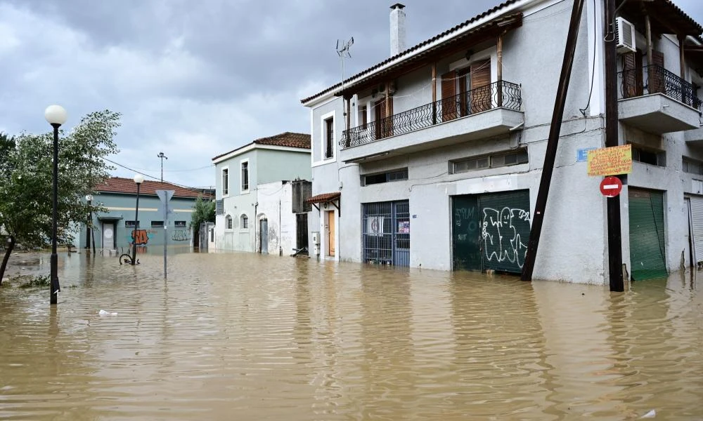Πλημμύρες Θεσσαλία: Επέκταση προσωρινής στέγασης για ένα έτος